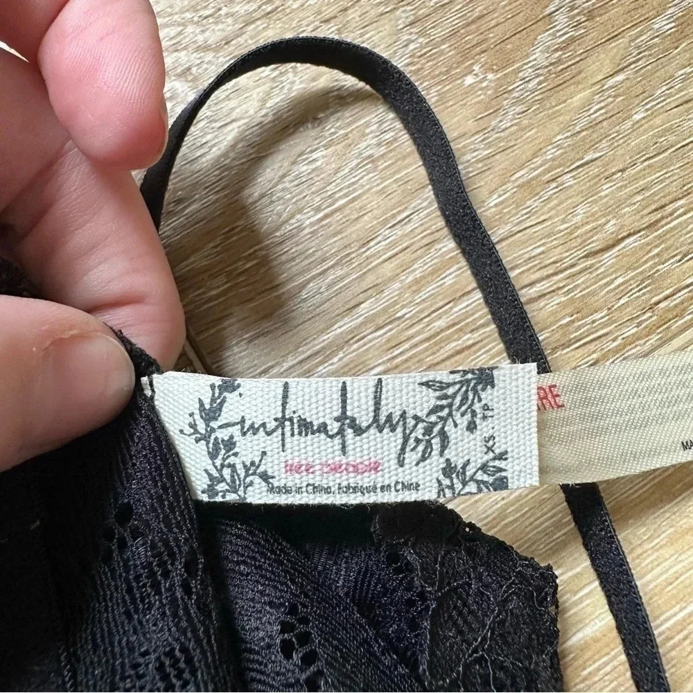 Intimately Free People Black Lace Adjustable Bralette Size XS NWOT